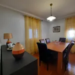 Casa Do Ninho - Entre O Campo E A *