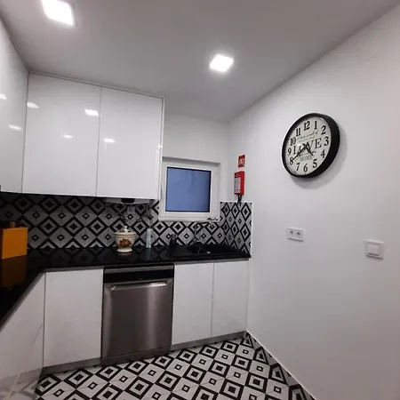 Casa Do Ninho - Entre O Campo E A Casa de Férias Cadaval