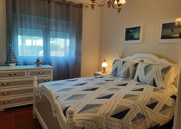 Casa Do Ninho - Entre O Campo E A Casa de Férias Cadaval